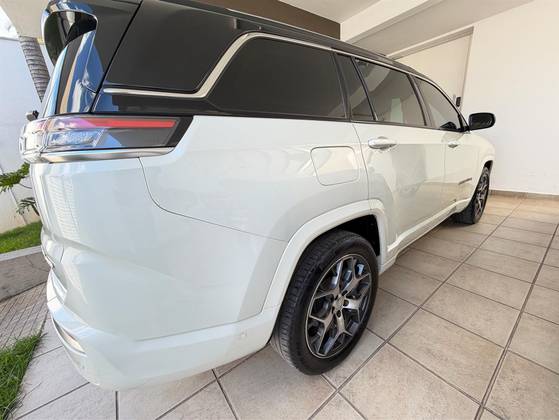 JEEP COMMANDER 1.3 T270 TURBO FLEX OVERLAND AT6